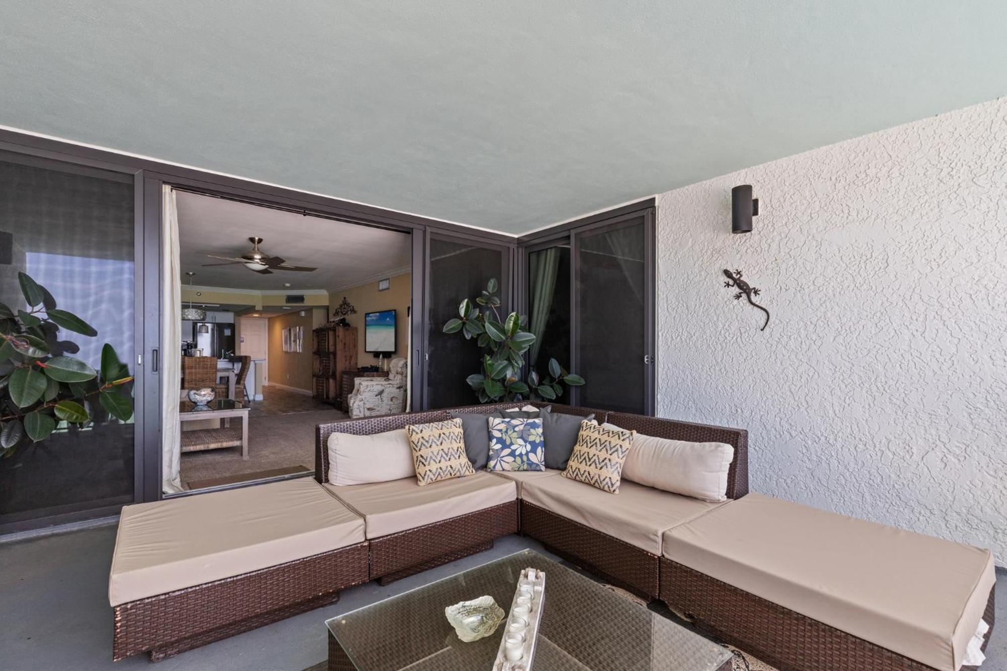Stunning 2/2 Designer Condo W Coastal Appeal Right On The Gulf! Panama Stadt Exterior foto